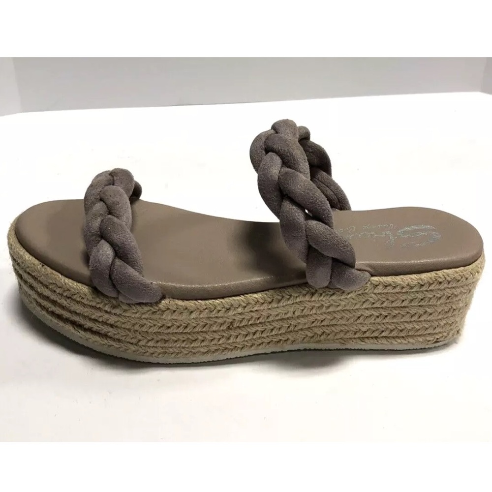 Sbicca Women’s Turner, Lavender Platform Sandals, Size 9 M.
